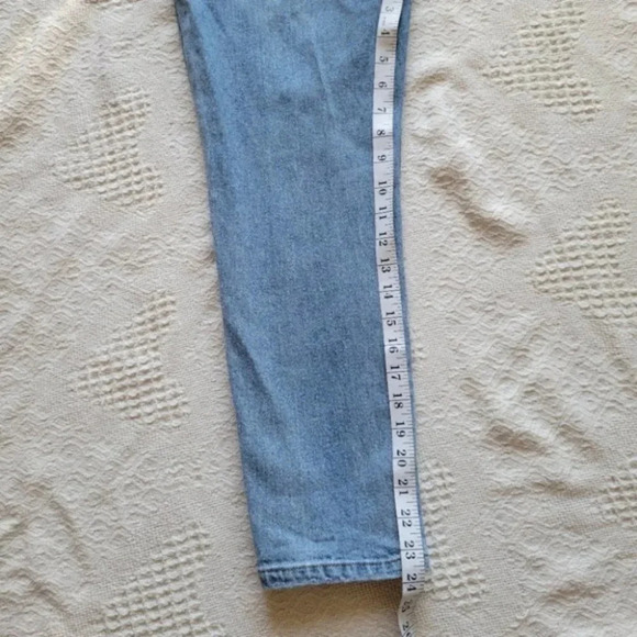 Only Straight Legged Patched Jeans - Picture 7 of 9